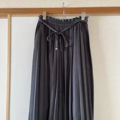 BEAMS HEART / スリットプリーツ ロングスカート