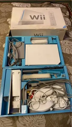 Nintendo Wii 本体 + ゲーム3本＋fitボードセット