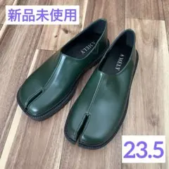 Item thumbnail for item 7efd76fa-5874-4539-acbc-7111bd5a04c5