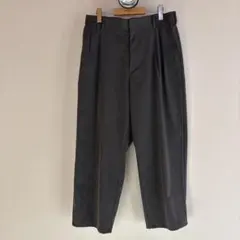 ダークグレー キャロットスラックス