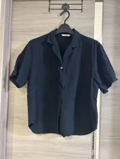 黒の半袖ボタンシャツ Mサイズ