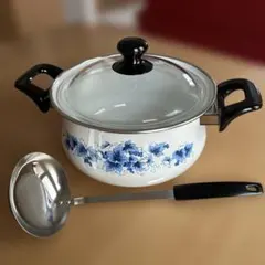 鍋 昭和レトロ ホーロー鍋 花柄 お玉杓子付き 両手鍋のサムネイル