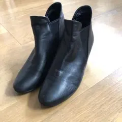 D’ICI 黒 レザー ショートブーツ 5cmヒール 23