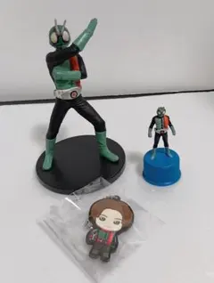 仮面ライダー　フィギュアなど　３点セット