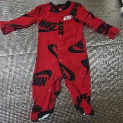 NIKE 赤いロンパース 3M
