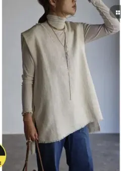 ボンジュールサガン　Ｖネックツイードベスト