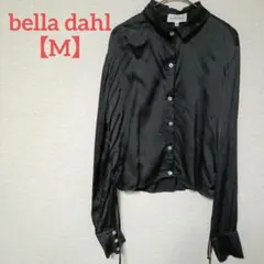 bella dahl【M】ブラックサテン長袖シャツ ブラウス サイド絞りデザインのサムネイル