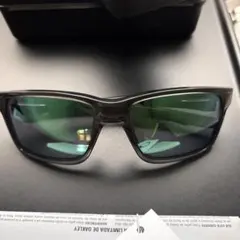 Item thumbnail for item 3b865ac2-ed71-4ff8-809a-6346f8a7b491