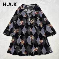 H.A.K シアーブラウス チュニック アーガイル 花柄 黒系 Fのサムネイル