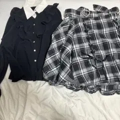 フリル付きシャツとチェック柄スカートセット