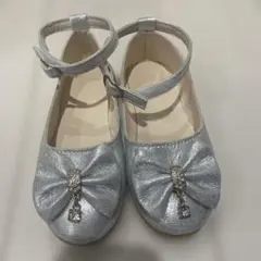 女の子　フォーマルシューズ　　16〜17センチ　シルバー　リボン　入学式　卒園式