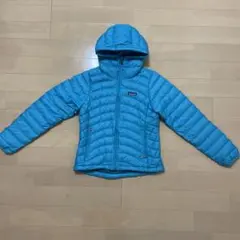 Patagonia ウィメンズ　ダウンセーターフーディ