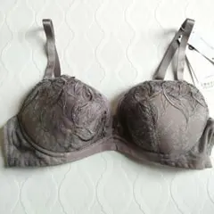 C80　トリンプ　天使のブラ　極上ライト　ノンワイヤーブラ