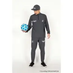 ルースイソンブラ luzesombra