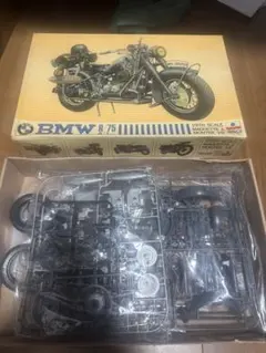 ESCI 1/9 ZUNDAPP KS 750 SOLO プラモデル - メルカリ