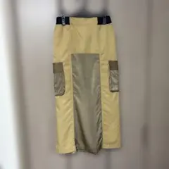 ベージュ系スリット入り タイトスカート