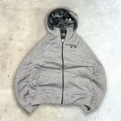 OAKLEY ジップパーカー グレー テック系