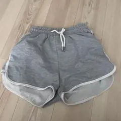 グレー Mサイズ ショートパンツ