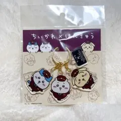 ちいかわ 阪急電車な3連アクリルキーホルダー ちいかわらんど　はちわれ　うさぎ