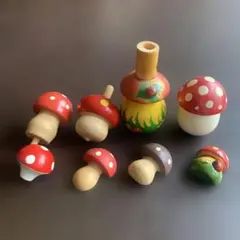 カラフルな木製キノコ置物セット - メルカリ