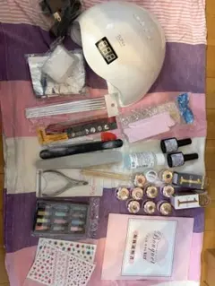 【中古】ジェルネイルセット　UVLEDライト付き