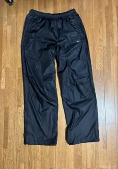 よ*。様 NIKE ナイロンパンツ