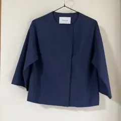 美品　d'un à dix ノーカラージャケット ネイビー　Mのサムネイル