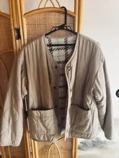 レディース キルティングジャケット 裏ボア ベージュ ノーカラー 中古