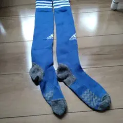 adidas スポーツ用ソックス 青　ジュニア