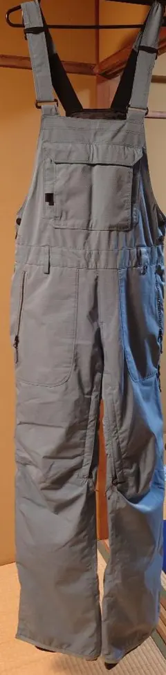 686 スノーボードウェア ビブパンツ