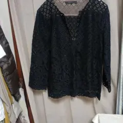 デ*す様 BCBGMAXAZRIA 長袖 レースブラウス ブラックのサムネイル