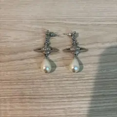 Vivienne Westwoodピンク　パールピアス
