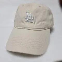 MLB LAロゴ ベージュキャップのサムネイル
