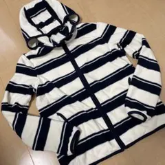 ユニクロ　フリースパーカー　S 140程度