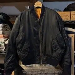 90s vintage MA-1 ボンバージャケット 黒 短丈 ワイド