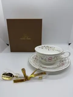 NIKKO ファインボーンチャイナ ティーカップ　コーヒーセット　花柄