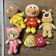アンパンマン　ぬいぐるみ5種セット、かびるんるん、あかちゃんまん、チーズ、カレー