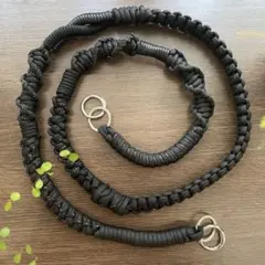 ショルダーストラップ　スマホストラップ　パラコード　ハンドメイド
