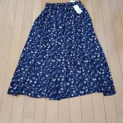 ローリーズファーム花柄ロングスカート