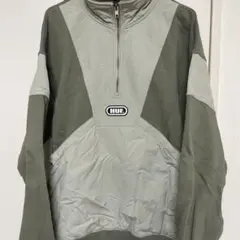 HUFのハーフジップ