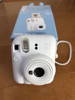 【美品・フィルム付】富士フイルム チェキ instax mini 12 ホワイト
