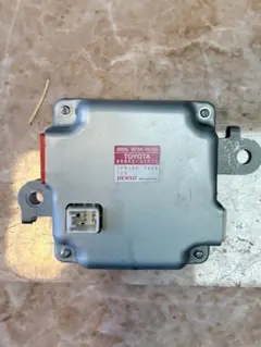 TOYOTA 89892-52011 アクアボルテージセンサー中古品 - メルカリ