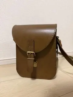 ブラウンレザーショルダーバッグ