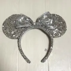 ミニーマウス スパンコール　シルバー　カチューシャ ディズニー