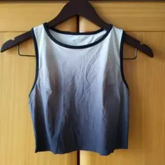 Reebok グラデーション タンクトップ