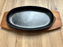 未使用 ISHIGAKI 小判ステーキ皿 23.5cm 2枚組 木台・ハンドル付