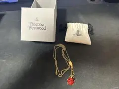 Vivienne westwood てんとう虫 オーブ ネックレス ゴールド