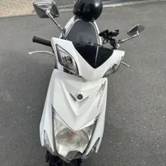 Yamaha シグナスX SR 125 ホワイト スクーター