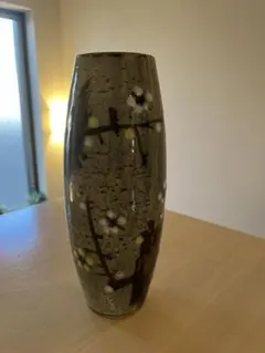 花瓶　陶器　縦型