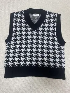 ハウンドトゥースVネックニットベスト